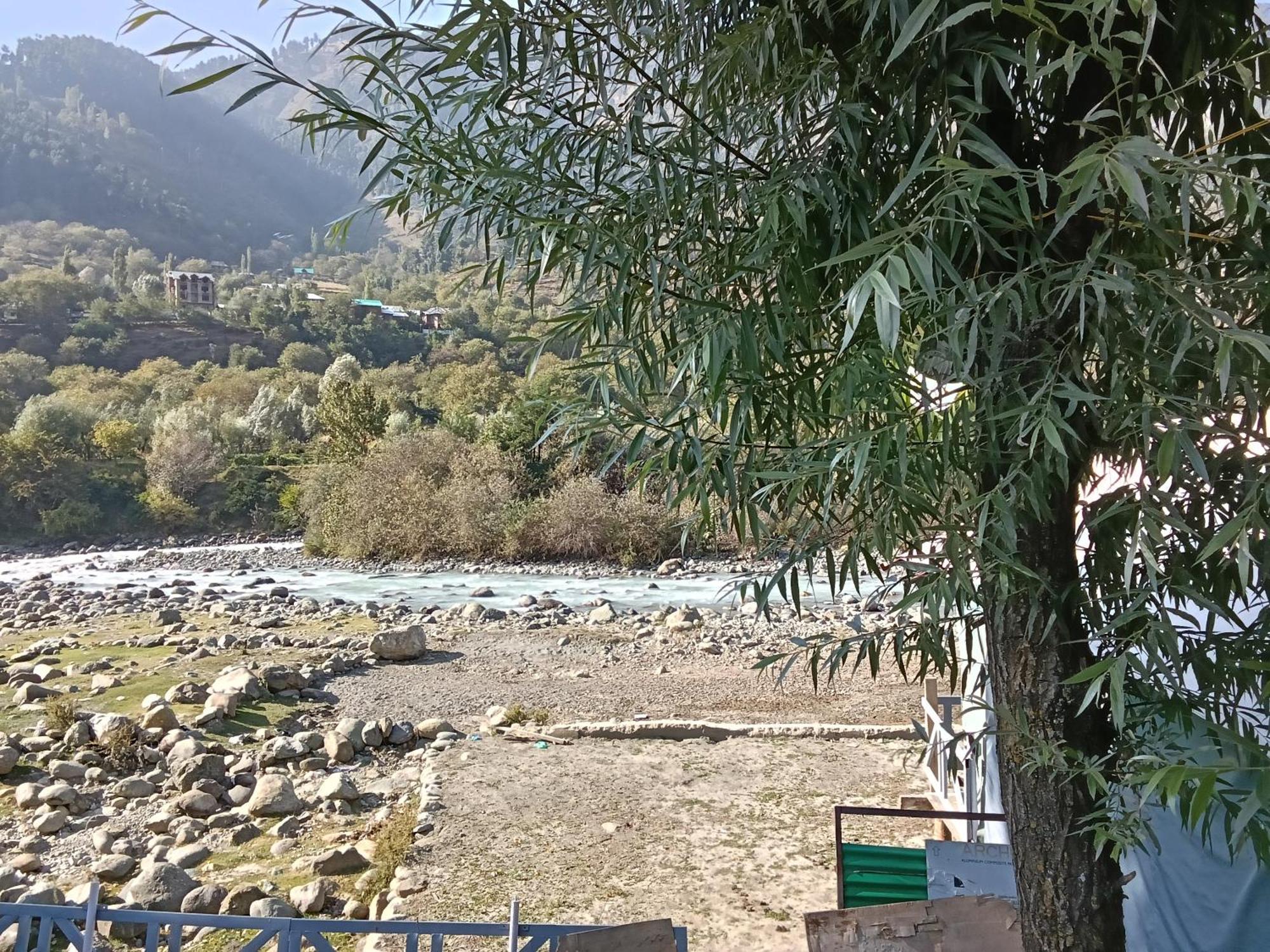 River-Scape Islamabad Dış mekan fotoğraf